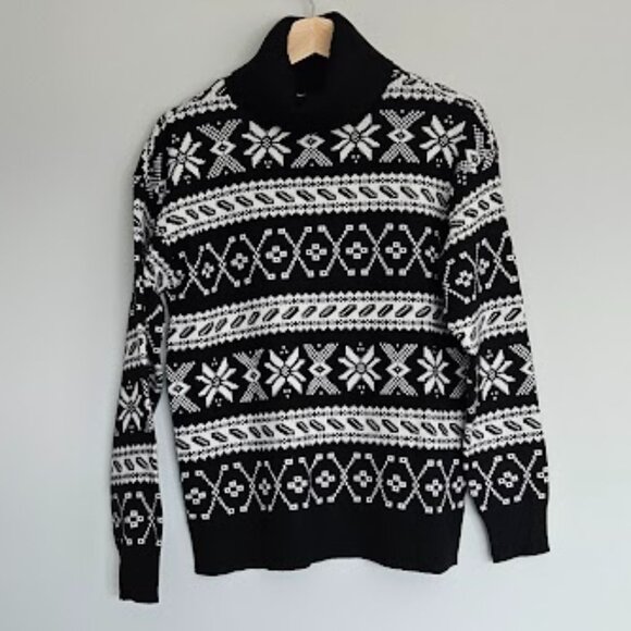 NWT Joe Fresh Turtleneck Sweater - Size Small - Picture 2 of 6